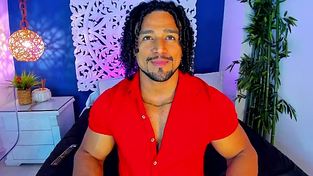 Snapshot of MikeEstevess chatting on 07.26.26 MikeEstevess online show from 07.26.26
