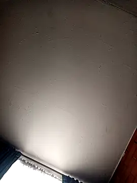 Snapshot of noniro80 chatting on 09.18.25 noniro80 online show from 09.18.25