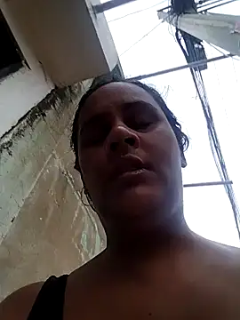 Snapshot of Andreita_95 chatting on 02.15.26 Andreita 95 online show from 02.15.26