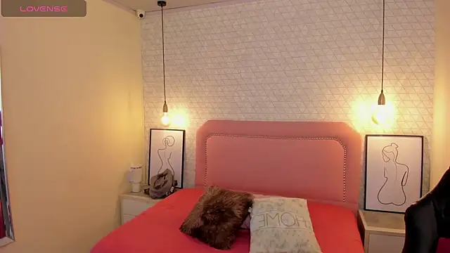 Kittytimberlake online show from 11.04.25