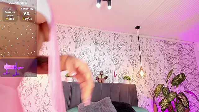 aihnoa split online show from 10.04.25