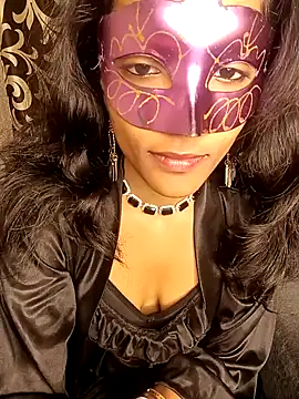 REVA DARLING online show from 01.05.25