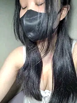 Snapshot of Athena20001 chatting on 10.04.25 Athena20001 online show from 10.04.25