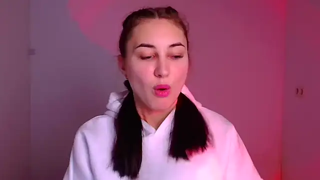 Jennifer Blum online show from 12.23.24