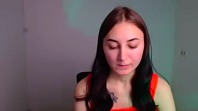 Jennifer Blum online show from 12.28.24