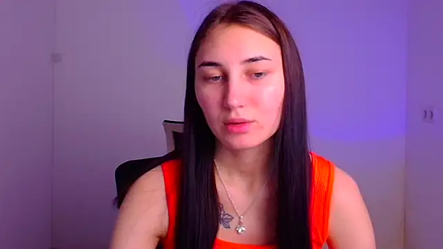 Jennifer Blum online show from 01.12.25