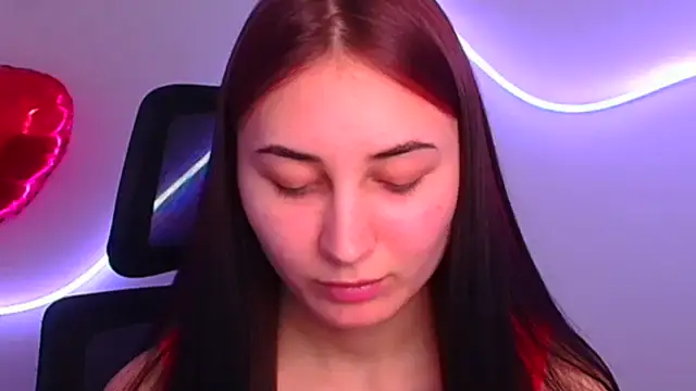 Jennifer Blum online show from 02.25.25