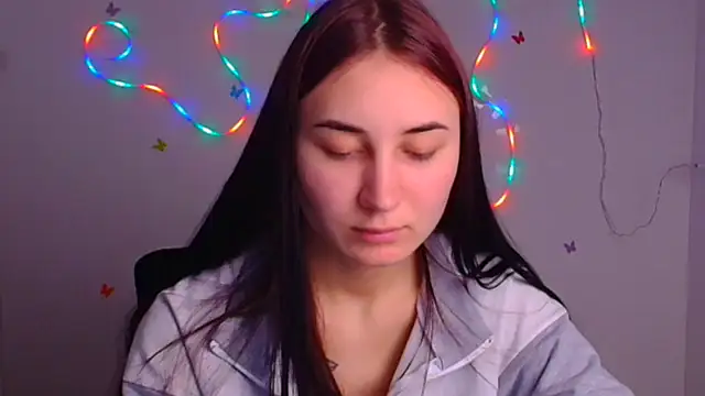 Jennifer Blum online show from 03.04.25