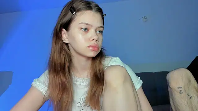 Snapshot of chansetolove chatting on 10.12.25 chansetolove online show from 10.12.25