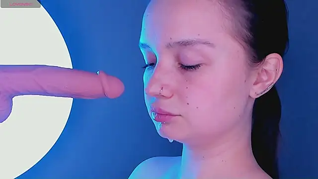 bitchpeace  online show from 04.18.26