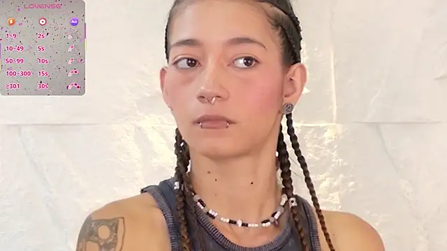 Snapshot of zorravioletta1 chatting on 10.07.25 zorravioletta1 online show from 10.07.25