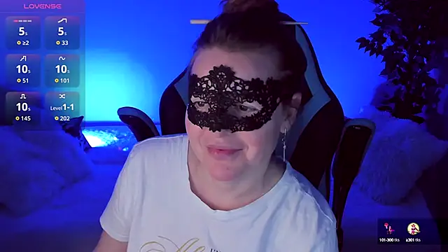 Sexy-Housewife online show from 09.29.25