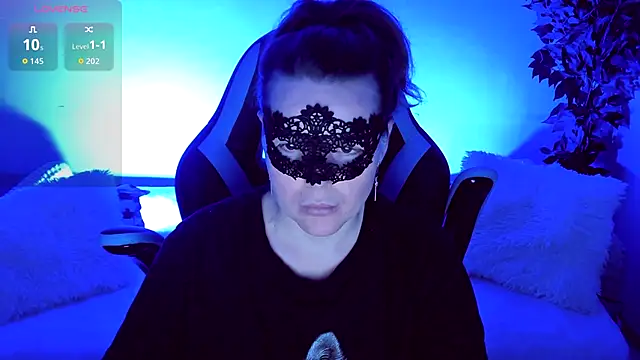 Sexy-Housewife online show from 10.19.25