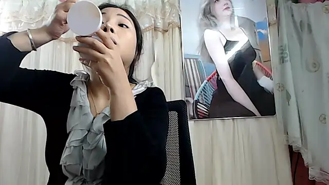 MiMi 0293 online show from 12.15.24