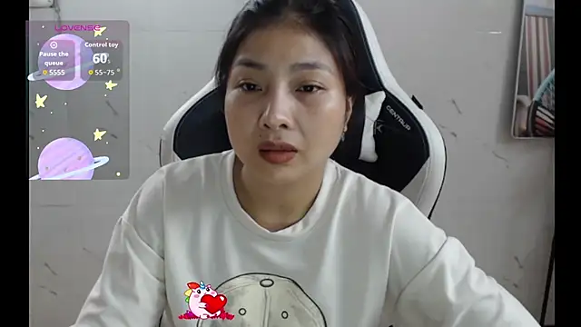 Snapshot of MiMi_0293 chatting on 09.17.25 MiMi 0293 online show from 09.17.25