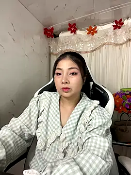 Snapshot of MiMi_0293 chatting on 10.24.25 MiMi 0293 online show from 10.24.25