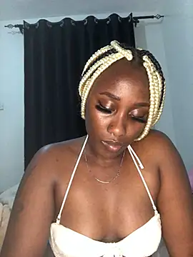 Snapshot of Lola_kims chatting on 02.16.25 Lola kims online show from 02.16.25