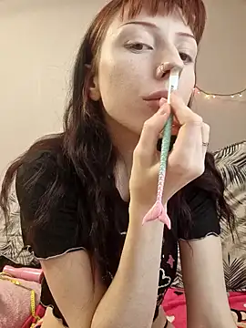 Snapshot of _Alice_0-0 chatting on 10.11.25  Alice 0-0 online show from 10.11.25