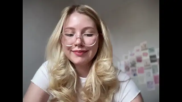 HoneyAudrey online show from 09.29.25