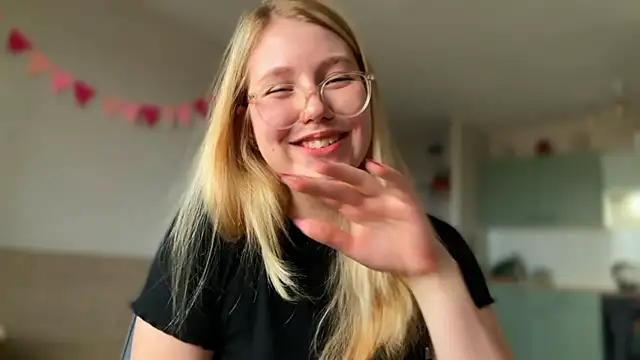 HoneyAudrey online show from 10.23.25