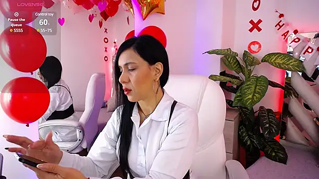 Camille jhonson online show from 02.06.25