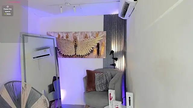 emma alice  online show from 01.18.25