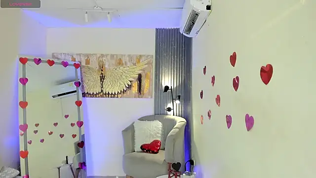 emma alice  online show from 02.22.25