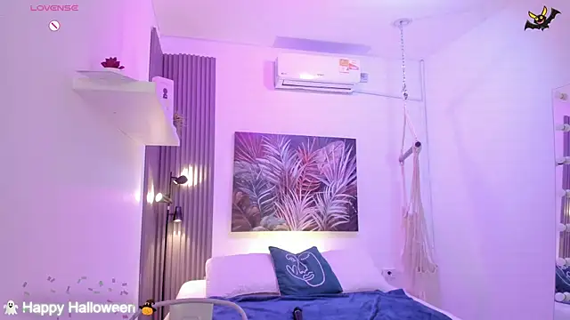 emma alice  online show from 10.24.25