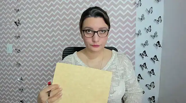 Amie Adams82  online show from 12.11.24