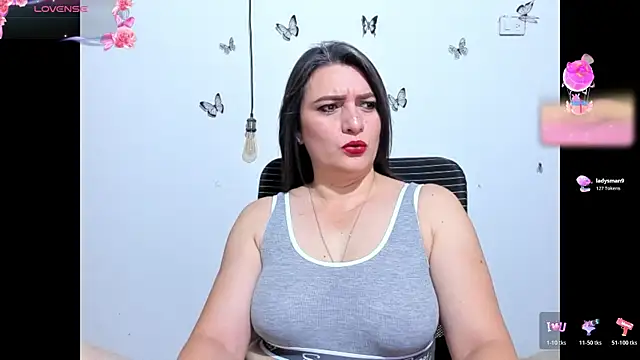 Snapshot of Amie_Adams82_ chatting on 07.16.26 Amie Adams82 online show from 07.16.26