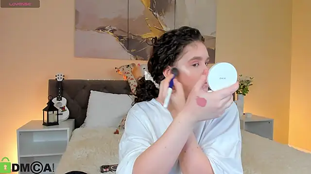 Ariella Sol online show from 10.21.25