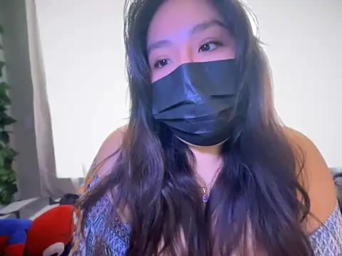 Snapshot of LunaXoxo chatting on 10.07.25 LunaXoxo online show from 10.07.25