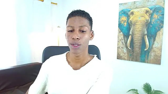 maiki18  online show from 12.15.25