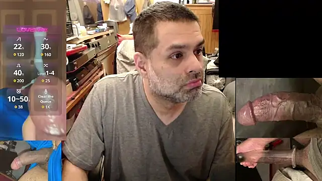 Snapshot of ClampMaster chatting on 01.23.25 ClampMaster online show from 01.23.25