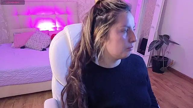 brandy sweet  online show from 10.09.25