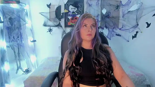 brandy sweet  online show from 10.31.25