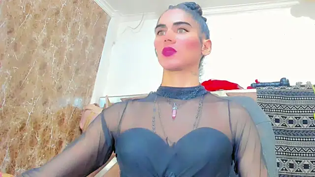 Snapshot of hannabigdirty chatting on 03.08.26 hannabigdirty online show from 03.08.26