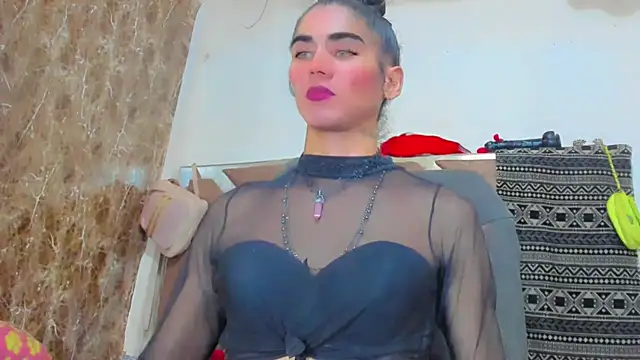 Snapshot of hannabigdirty chatting on 03.08.26 hannabigdirty online show from 03.08.26