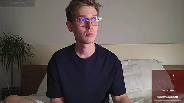 Snapshot of Shirizi chatting on 11.07.25 Shirizi online show from 11.07.25