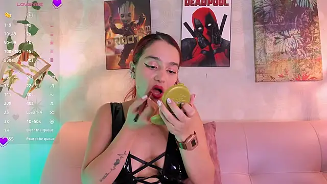 Ari Baker online show from 01.08.25