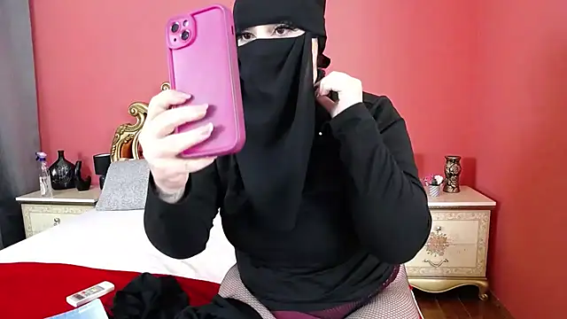 ReynaMuslim online show from 11.10.25