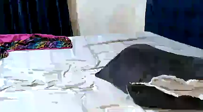 booty lolah  online show from 01.28.25