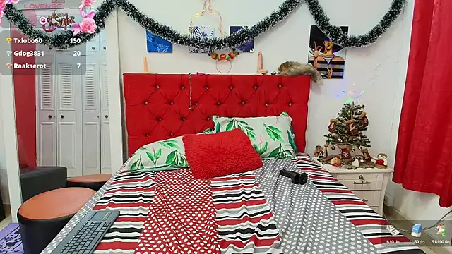Snapshot of Roy_Luna chatting on 12.18.24 Roy Luna online show from 12.18.24