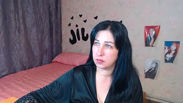 JillStevens online show from 11.05.25