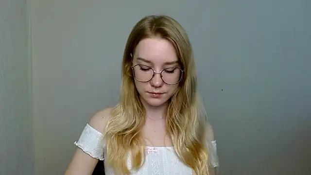 cindi hot online show from 11.19.25