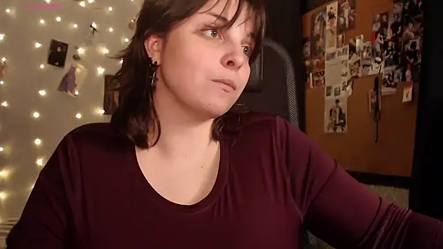 Saya sweet online show from 10.28.25