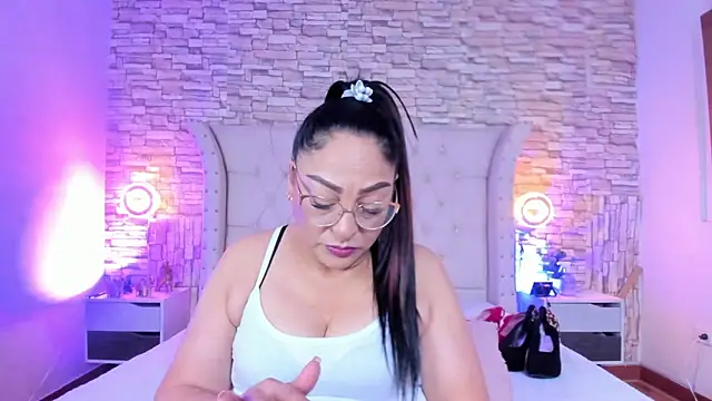 Gina Myers online show from 03.08.26