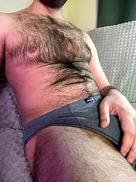 Deckard Webb1  online show from 11.21.25