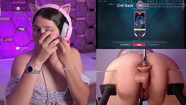 Snapshot of Trianna__ chatting on 10.27.25 Trianna   online show from 10.27.25