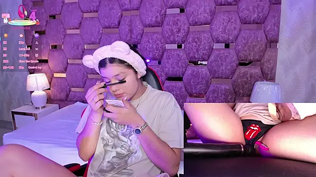 Trianna   online show from 11.22.25